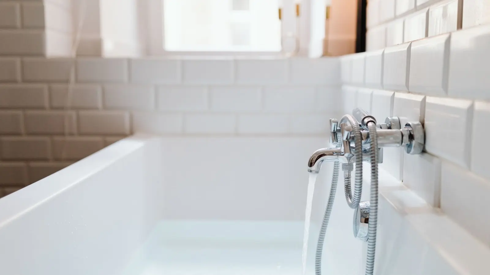 Drain Cleaning by Cleveland Emergency Plumbing And Draining